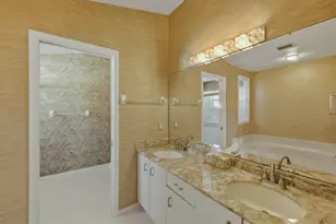 625 Ironwood Cir, Venice, FL 34292 - Photo 21