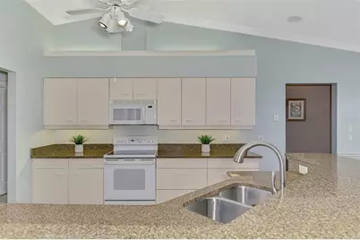 525 Waterwood Lane, Venice, FL 34293 - Photo 25