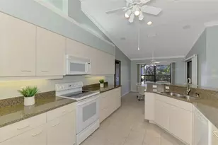 525 Waterwood Ln, Venice, FL 34293 - Photo 29