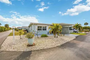 1015 Beach Manor Cir, Venice, FL 34285 - Photo 17