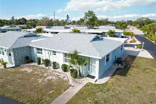 1015 Beach Manor Cir, Venice, FL 34285 - Photo 1