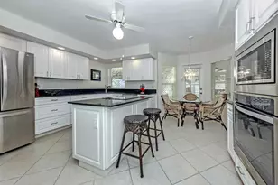 575 Clubside Cir, Venice, FL 34293 - Photo 13