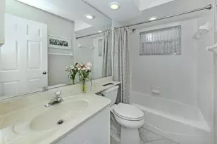 575 Clubside Cir, Venice, FL 34293 - Photo 21