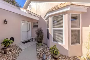 575 Clubside Cir, Venice, FL 34293 - Photo 3