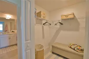 17685 Boracay Ct, Venice, FL 34293 - Photo 9