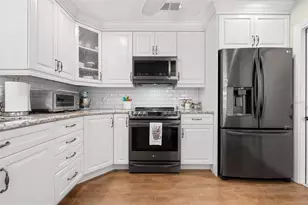 776 Wedgewood Ct, Venice, FL 34292 - Photo 17