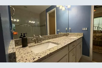 11940 Tapestry Lane, Venice, FL 34293 - Photo 17