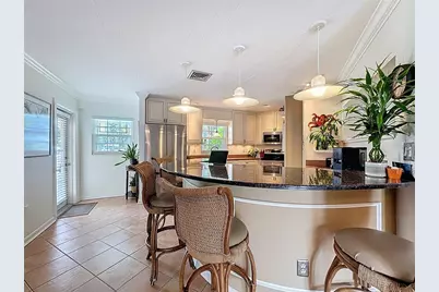 337 Harbor Drive S, Venice, FL 34285 - Photo 11