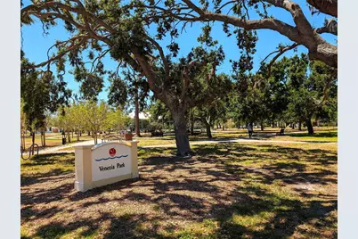 337 Harbor Drive S, Venice, FL 34285 - Photo 37