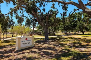 337 Harbor Dr S, Venice, FL 34285 - Photo 37