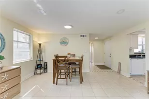 730 Caribbean Cir, Venice, FL 34293 - Photo 17