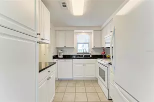 730 Caribbean Cir, Venice, FL 34293 - Photo 23