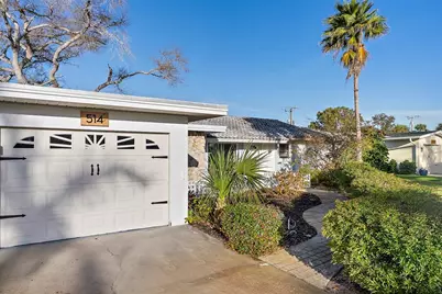 514 Harbor Drive S, Venice, FL 34285 - Photo 1