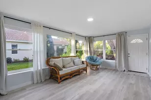 514 Harbor Dr S, Venice, FL 34285 - Photo 9