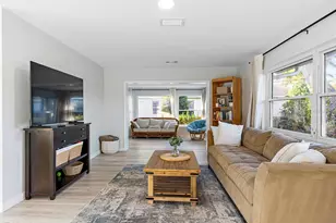 514 Harbor Dr S, Venice, FL 34285 - Photo 7