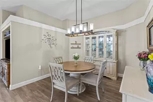 526 Catalina Isles Cir, Venice, FL 34292 - Photo 11