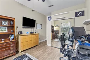 526 Catalina Isles Cir, Venice, FL 34292 - Photo 21