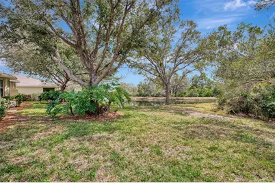 9367 Carnaby Drive, Venice, FL 34293 - Photo 43