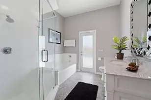 434 Tremingham Way, Venice, FL 34293 - Photo 37