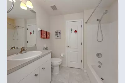 902 Casa Del Lago Way #902, Venice, FL 34292 - Photo 15