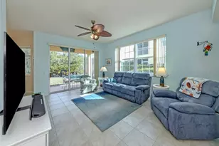 902 Casa Del Lago Way, Venice, FL 34292 - Photo 7