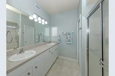 902 Casa Del Lago Way #902, Venice, FL 34292 - Photo 13