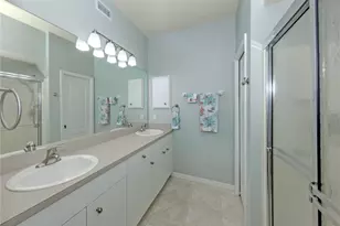 902 Casa Del Lago Way, Venice, FL 34292 - Photo 13