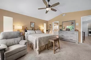 5009 Southern Pine Cir, Venice, FL 34293 - Photo 23