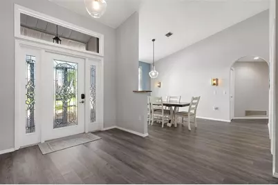 5009 Southern Pine Circle, Venice, FL 34293 - Photo 9