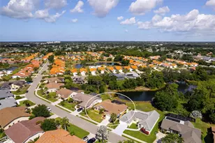5009 Southern Pine Cir, Venice, FL 34293 - Photo 47