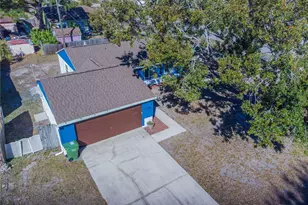 1355 N Pompano Ave, Sarasota, FL 34237 - Photo 5