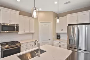 26871 Pavin Dr, Englewood, FL 34223 - Photo 13