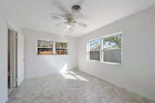 816 Tanager Rd, Venice, FL 34293 - Photo 5
