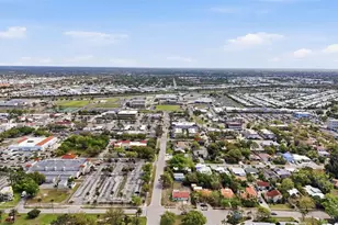 401 Nassau St S, Venice, FL 34285 - Photo 29