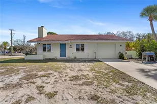 401 Nassau St S, Venice, FL 34285 - Photo 3
