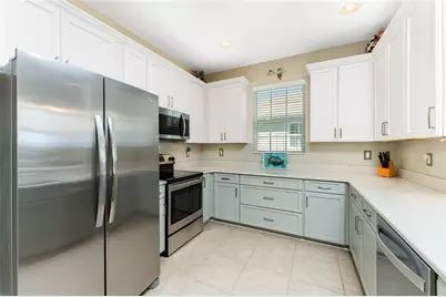 215 Fontanelle Circle, Venice, FL 34292 - Photo 11