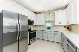 215 Fontanelle Cir, Venice, FL 34292 - Photo 11