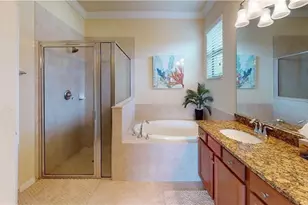 20578 Buono Ct, Venice, FL 34293 - Photo 7