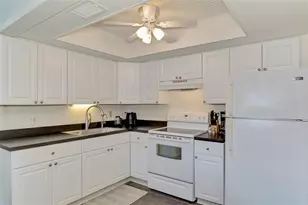 320 Base Ave E, Venice, FL 34285 - Photo 17