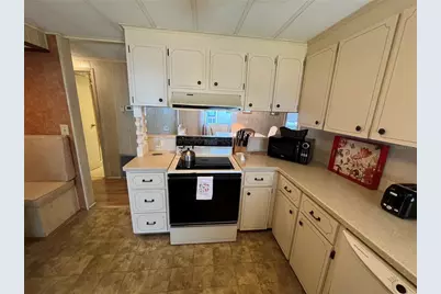 958 Cortina Boulevard, Venice, FL 34285 - Photo 17