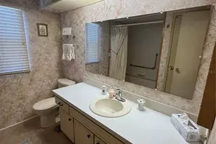 958 Cortina Blvd, Venice, FL 34285 - Photo 25