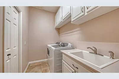 364 Swallow Circle, Venice, FL 34285 - Photo 37