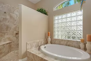 364 Swallow Cir, Venice, FL 34285 - Photo 31