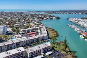 210 Santa Maria St, Venice, FL 34285 - Photo 47