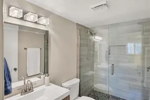 210 Santa Maria St, Venice, FL 34285 - Photo 27