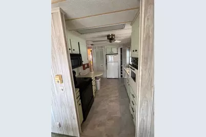 807 Jolanda Circle, Venice, FL 34285 - Photo 15