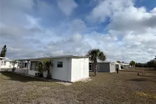 807 Jolanda Cir, Venice, FL 34285 - Photo 5