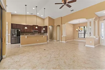 14316 Silver Trout Drive, Lakewood Ranch, FL 34202 - Photo 7