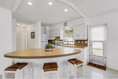 531 Granada Avenue, Venice, FL 34285 - Photo 7