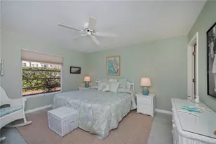 1041 Capri Isles Blvd, Venice, FL 34292 - Photo 21